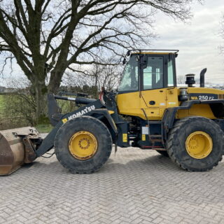 Komatsu WA250PZ-6